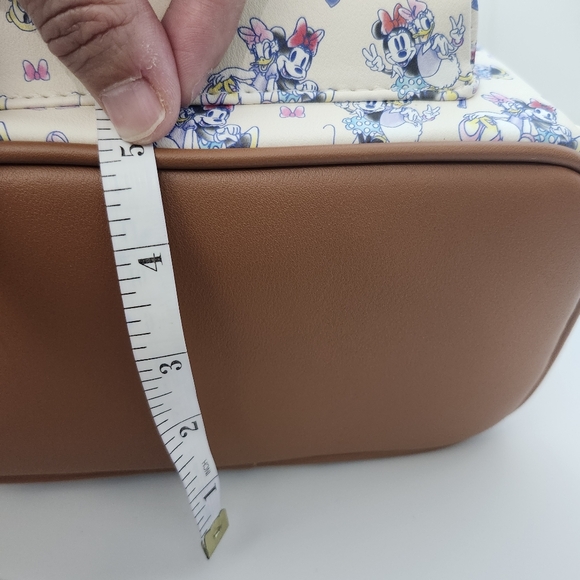 Loungefly Minnie & Daisy Besties Backpack - Picture 6 of 7